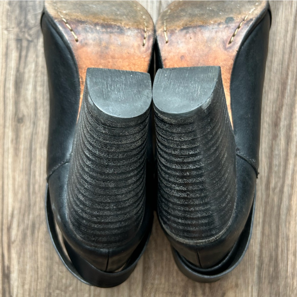 Rag & Bone Harrow Black Leather Heeled Booties | 6.5 - Picture 8 of 16